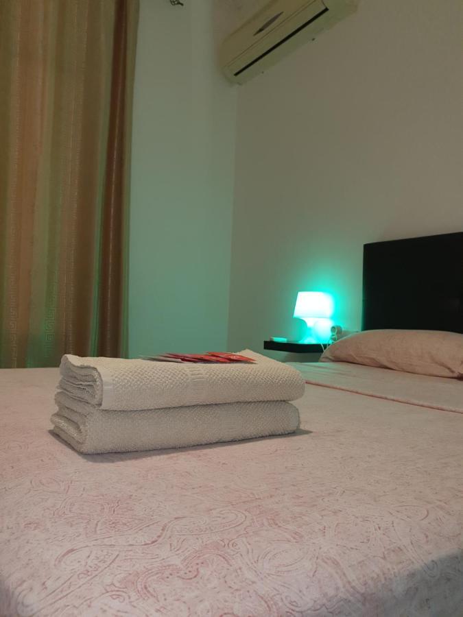 Principal Barcelona Center Apartment Luaran gambar