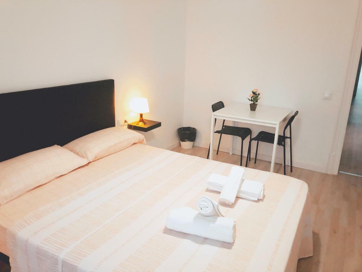 Principal Barcelona Center Apartment Luaran gambar